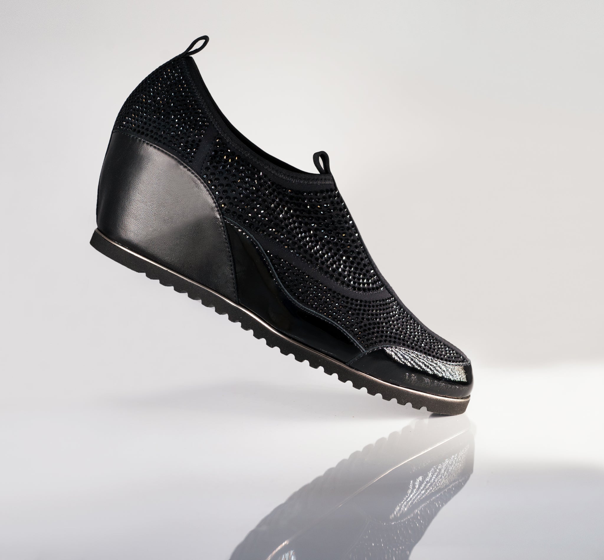 OMG Crystal Stretch, Hidden Wedge, Slip on Sneaker Black/Black - Passione di gina/ Made With Love In