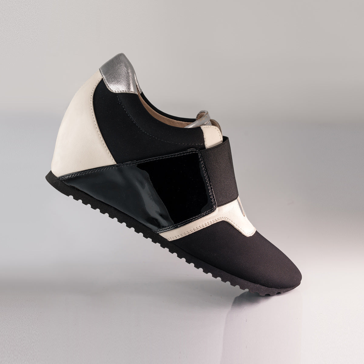 LA Chic Multi Leather slip on Wedge Sneaker Black/White